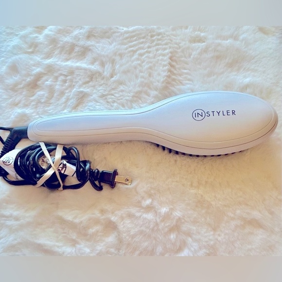 InStyler Straight UP Ceramic Straightening Brush - Picture 7 of 7